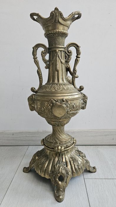 Sfesnic bronz masiv vintage