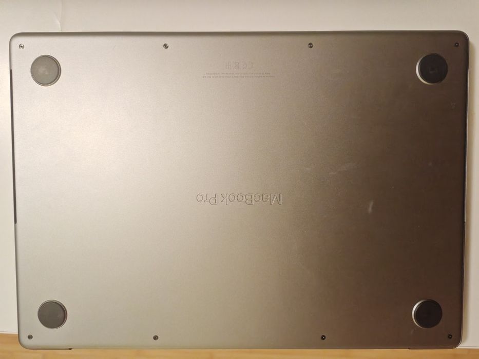 SCHIMB Macbook Pro 14" M1 Pro 16gb/512 cu laptop windows