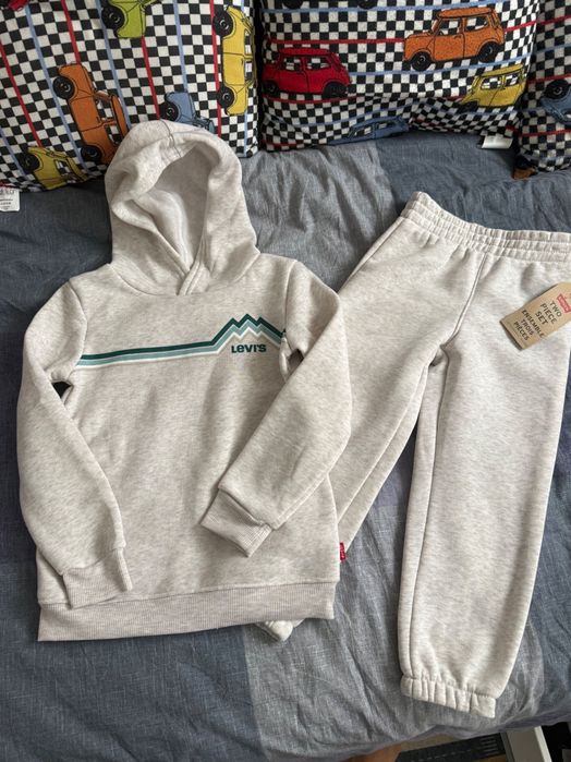 комплект за момче Levi’s 98-104см.