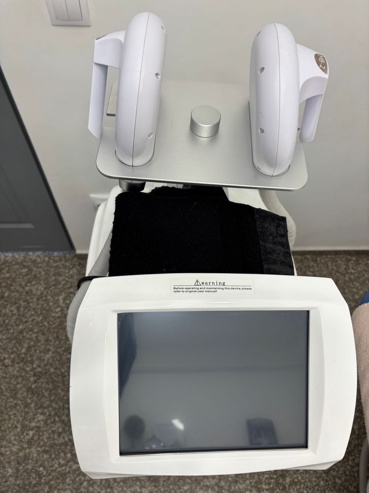 Aparat de stimulare musculara MAGNETIQ