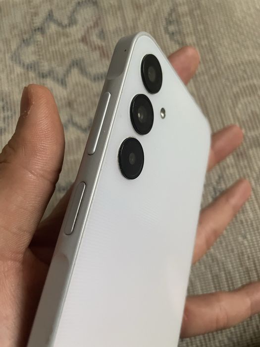 Samsung a25 5G нужны деньги