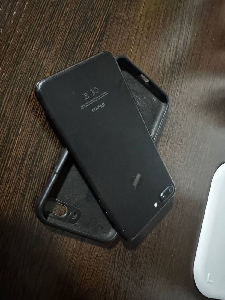 Iphone айфон 7+.