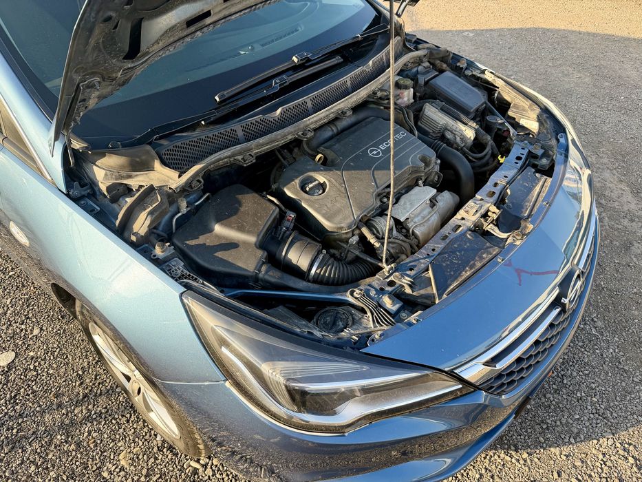 Opel ASTRA K Turbo 150 CP