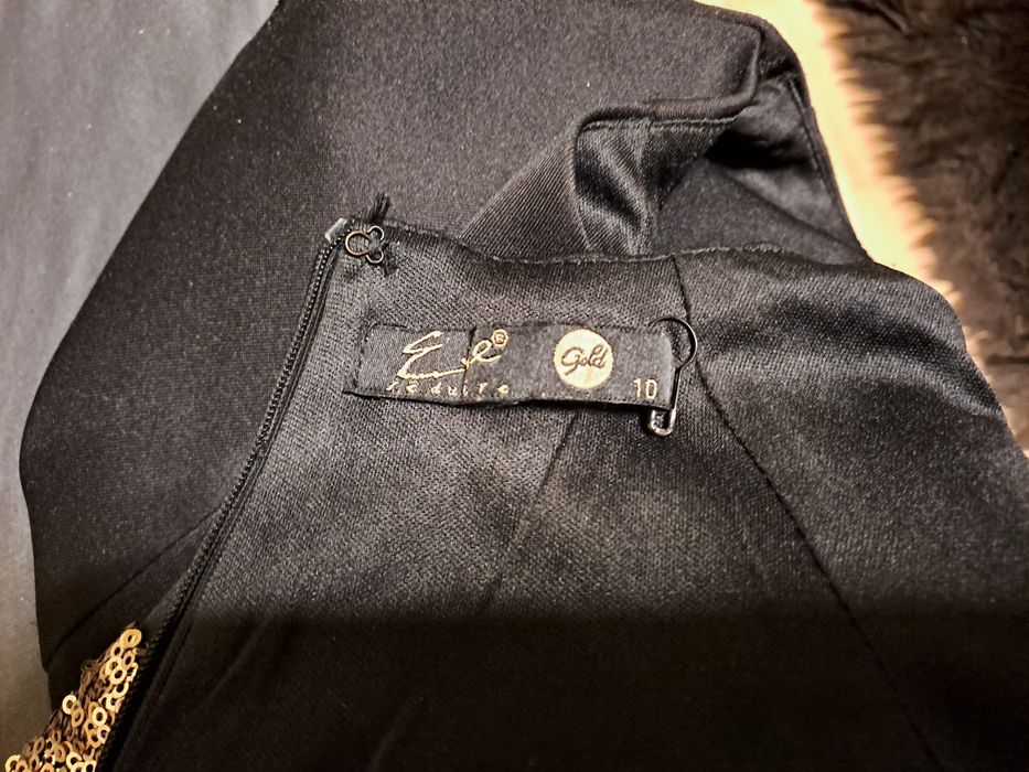 Vand rochie aurita speciala evenim deosebite