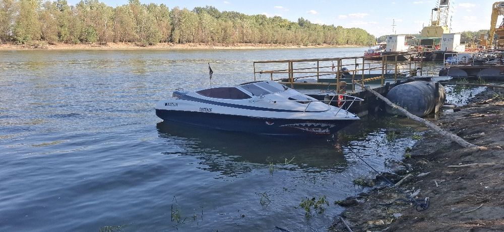 Barca baleryn capry 6.20 7000e fix valabil câteva zile!