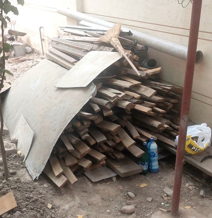 Тахта сотилади срочни 400.000 бервораман