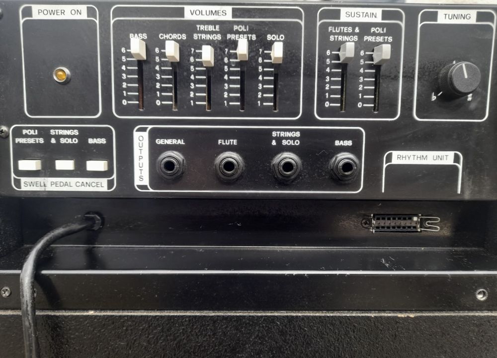Elka Elkatone 83 generator tonuri acordeon