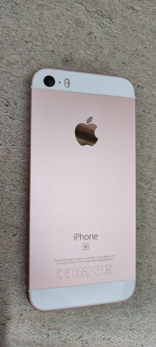 Apple iphone SE Rose Gold