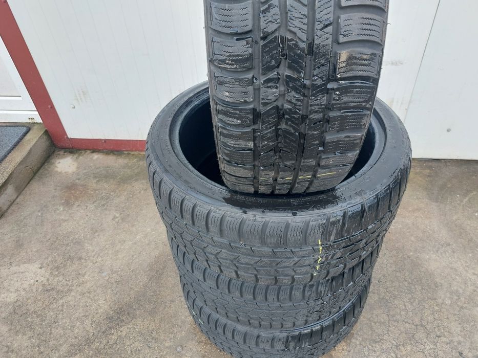 150 lei bucata! Set anvelope M+S/IARNA 225 40 18 Nexen ! 7 mm