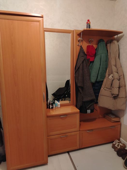 Продам Шкаф Прихожка