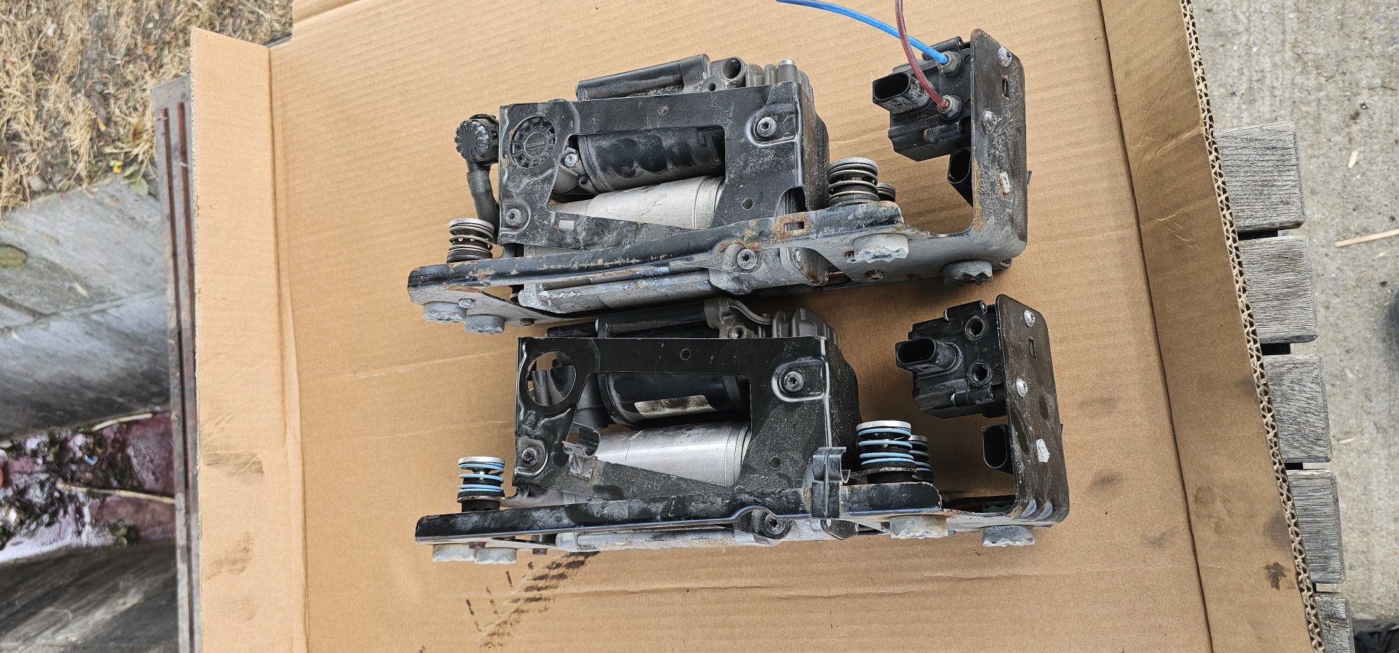 Compresor perne  aer bmw seria 5 gt ,f11,f07  f07