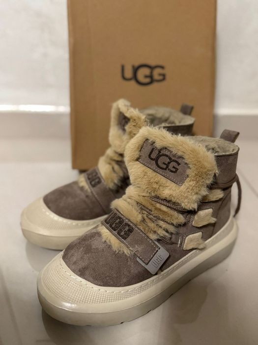 Ghete UGG in cutie