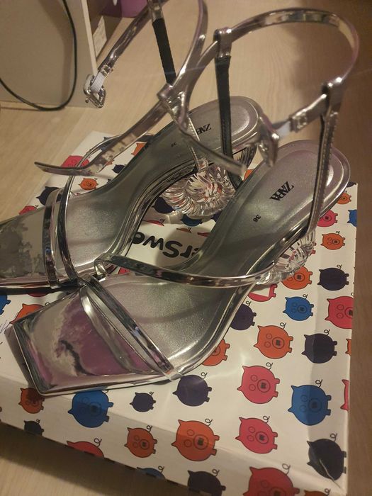 Сандали на Зара ,обувани веднъж 36 номер