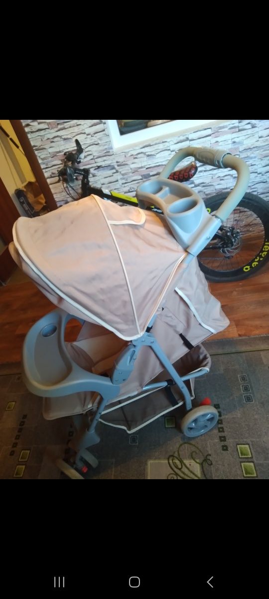 Продам детскую коляску
