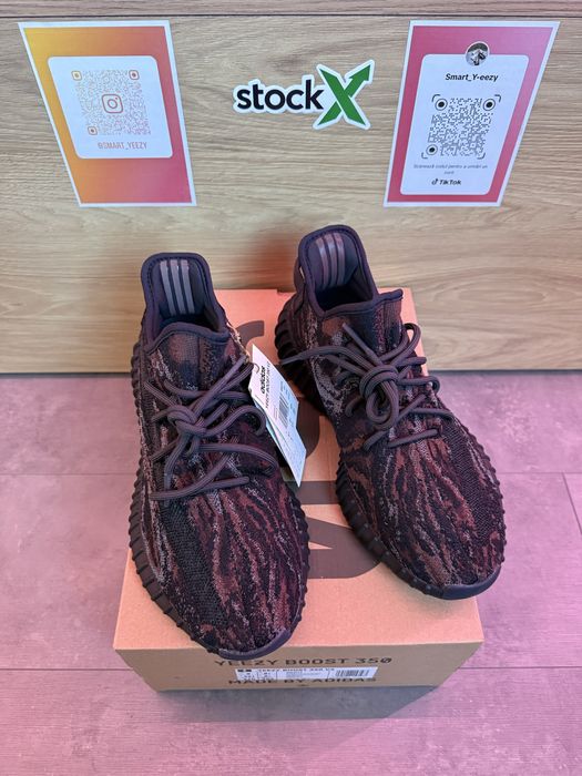 Yeezy Boost 350 Model Mx Rock
