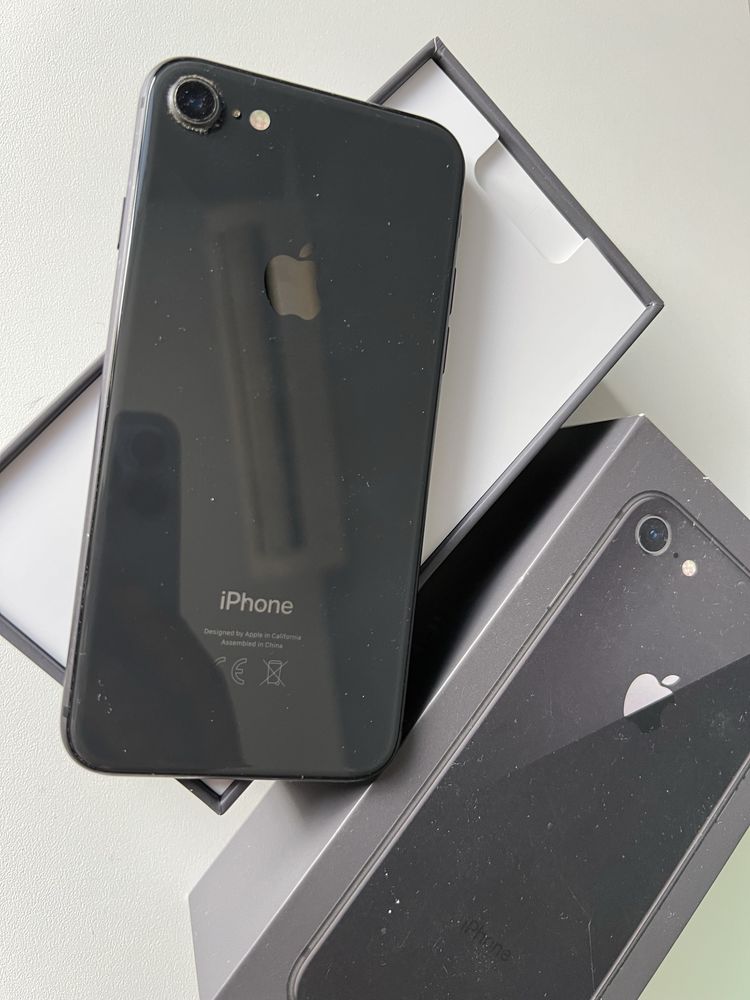 Iphone 8 black 64gb