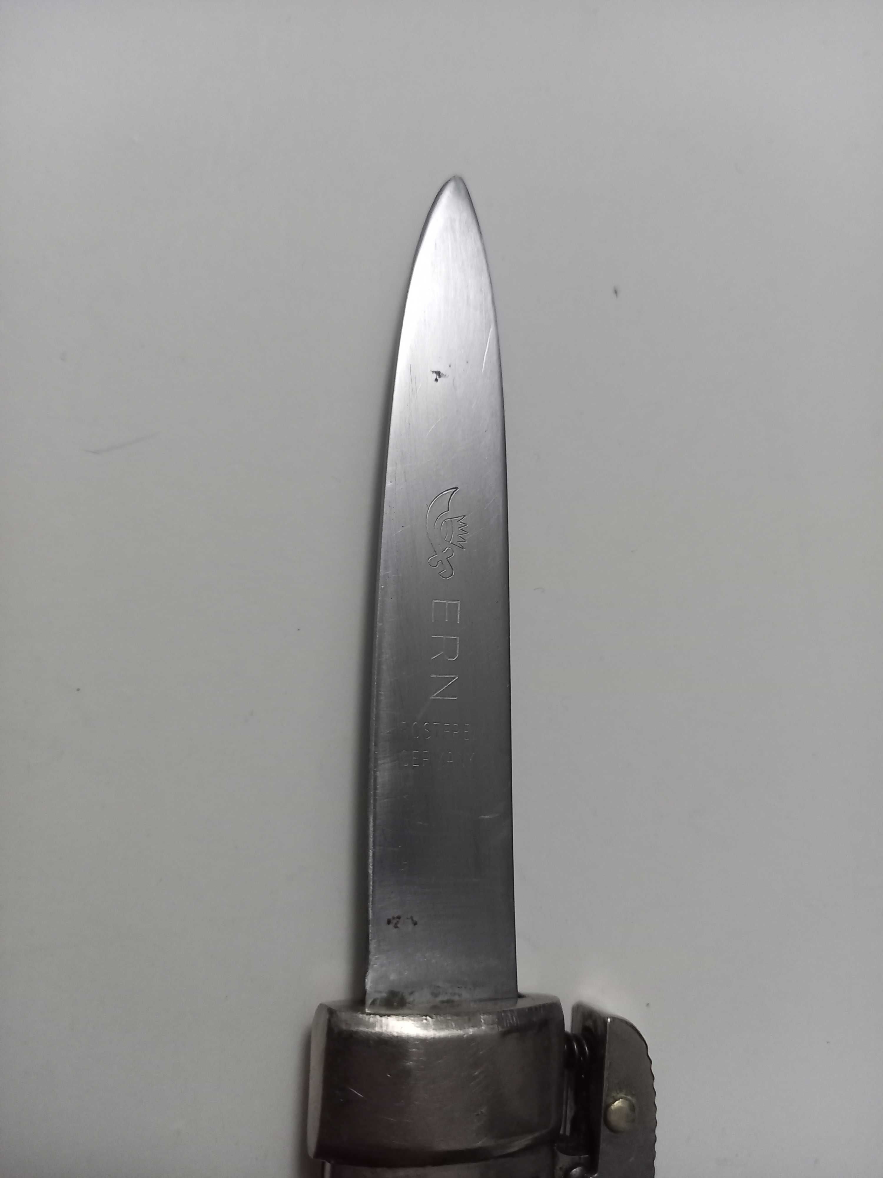 Briceag de colectie ERN
