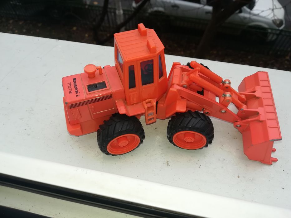 Tractor Excavator Maisto Siku Burago Macheta Jucarii Copii
