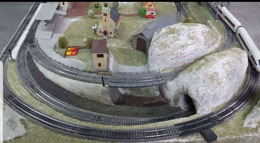 Macheta diorama tren