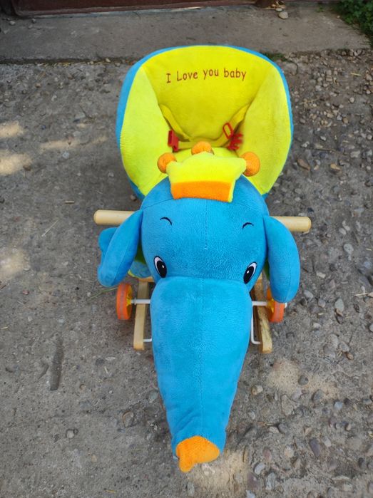 Elefant balansoar cu roti