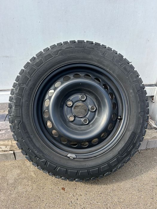 16 инча джанти и гуми (Michelin) от VW T5 (transporter)