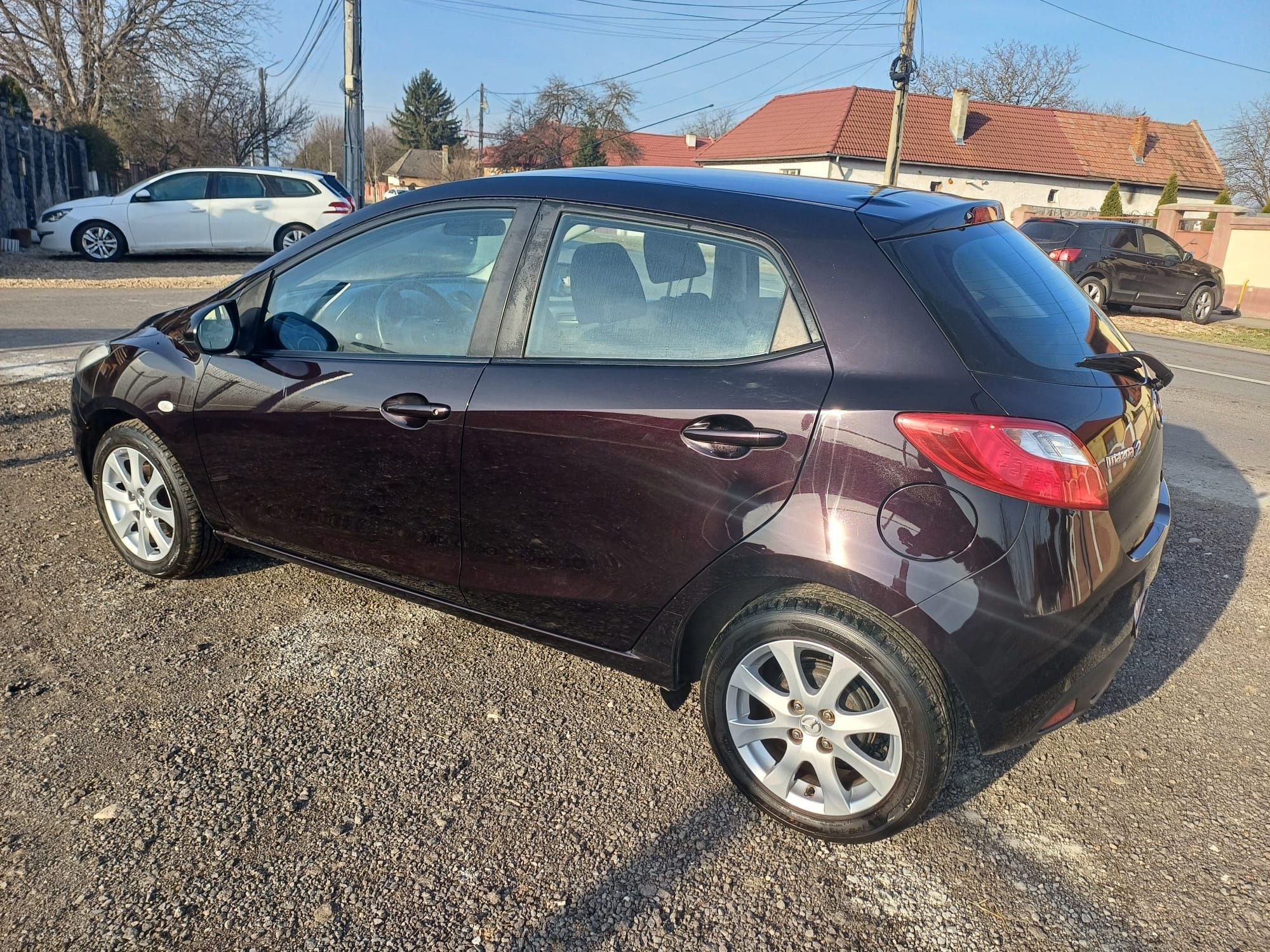 Mazda 2  1.3 90 CP Benzina 2012