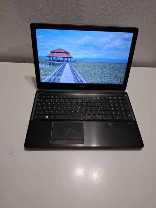 Laptop Acer la 450 lei cu i5