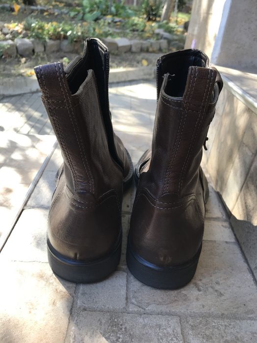 Оригинални кожени боти ECCO 44