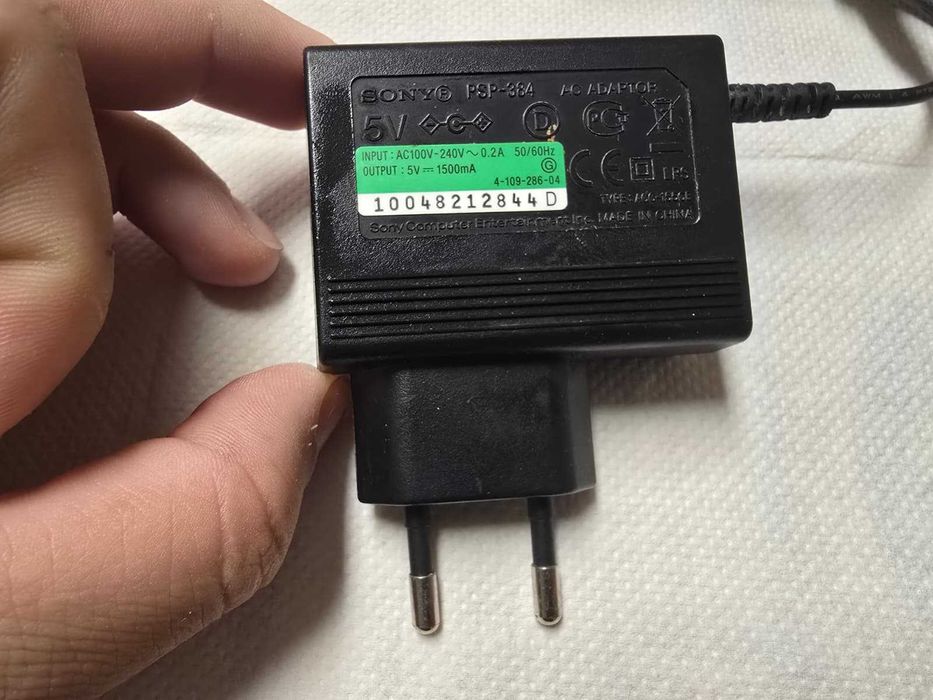 Alimentator SONY PSP Incarcator 5V-1500mA model: PSP-384- poze reale