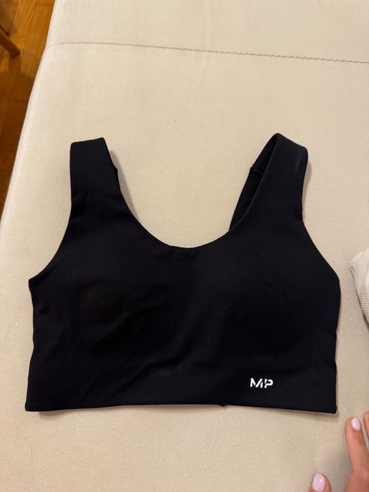 Продавам спортно бюстие My Protein