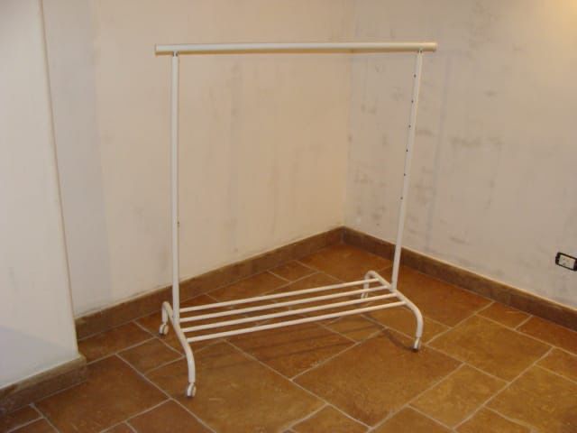 2 standere albe ikea