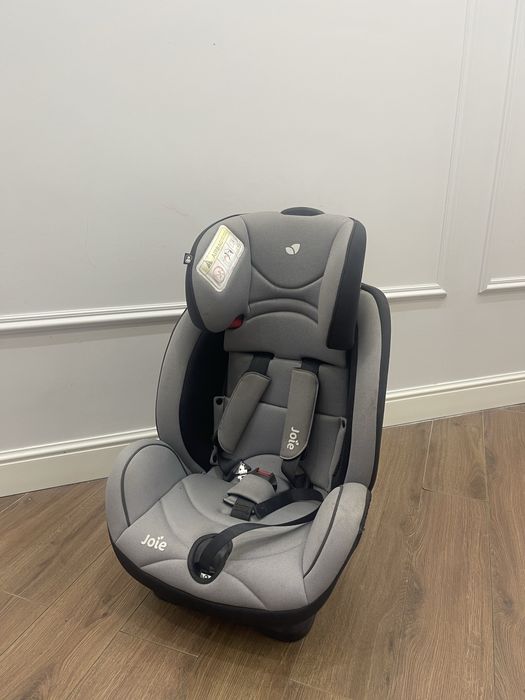 Продам атокресло  Joie.
