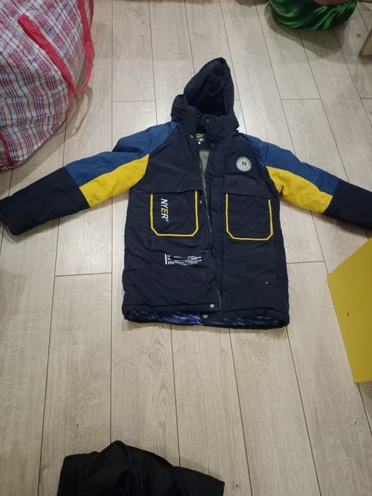 Куртка хорошая на мальчика