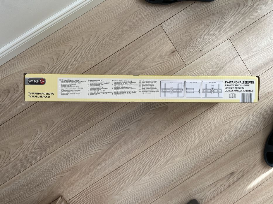 Suport TV cu prindere pe perete