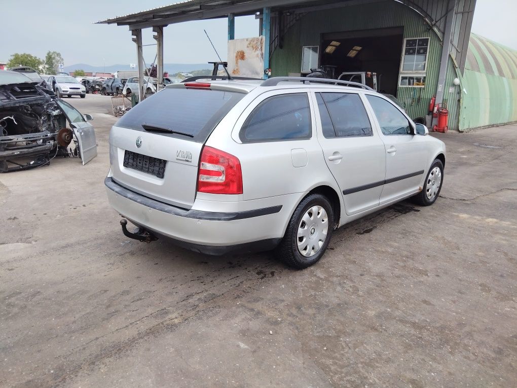 Dezmembram Skoda Octavia 2 2006 1.9tdi BKC Manual