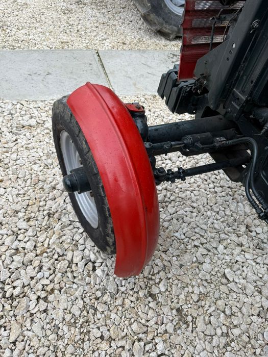 Aripi (aparatoare) roți fata tractor Utb/Fiat