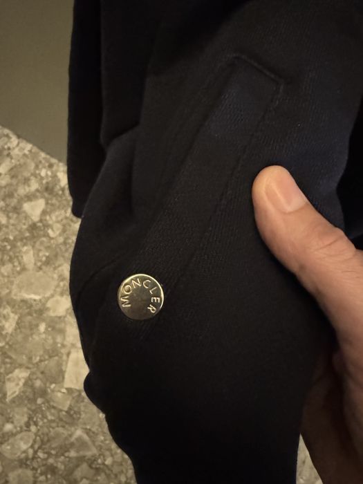 Оригинален анцунг Moncler