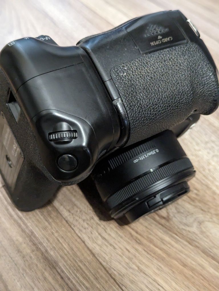 Canon 6d + obiectiv Canon EF 50mm f/1.8 STM
