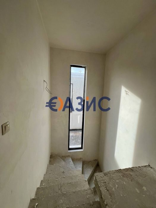Продава се Къща в Бургас, Сарафово - 97 кв.м за 1691 €/кв.м - Снимка #2