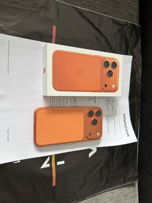 КАТО НОВ 512GB iPhone 17 Pro Vivacom Гаранция до 2027 г. Orange