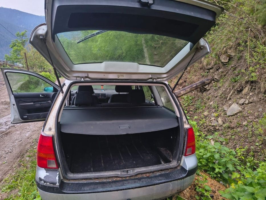 Vând golf 4 pentru dezmembrări,  1.9 Alh, an 2001