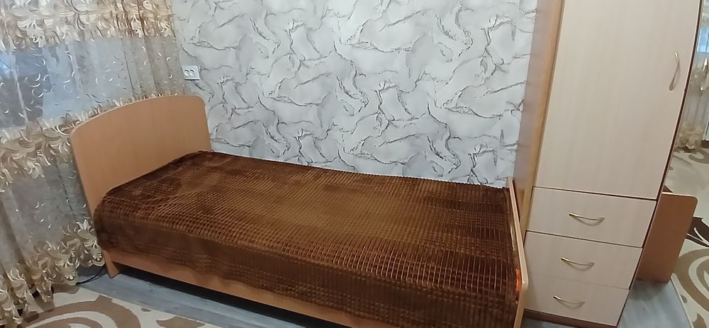 Продам кровать односпалку