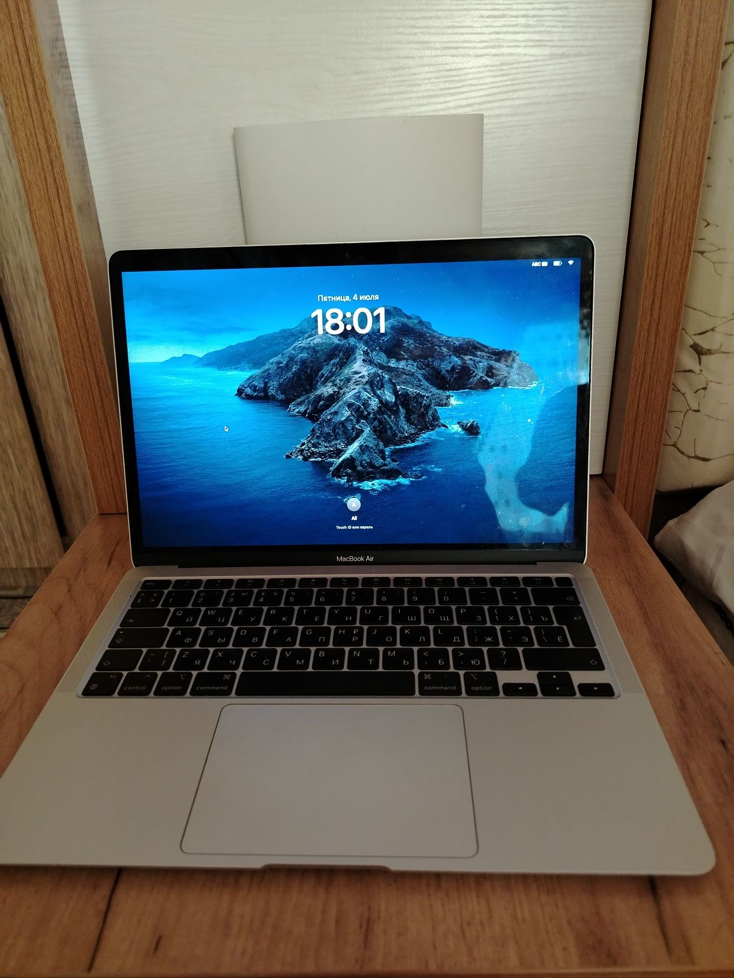 Macbook air m1 8/256
