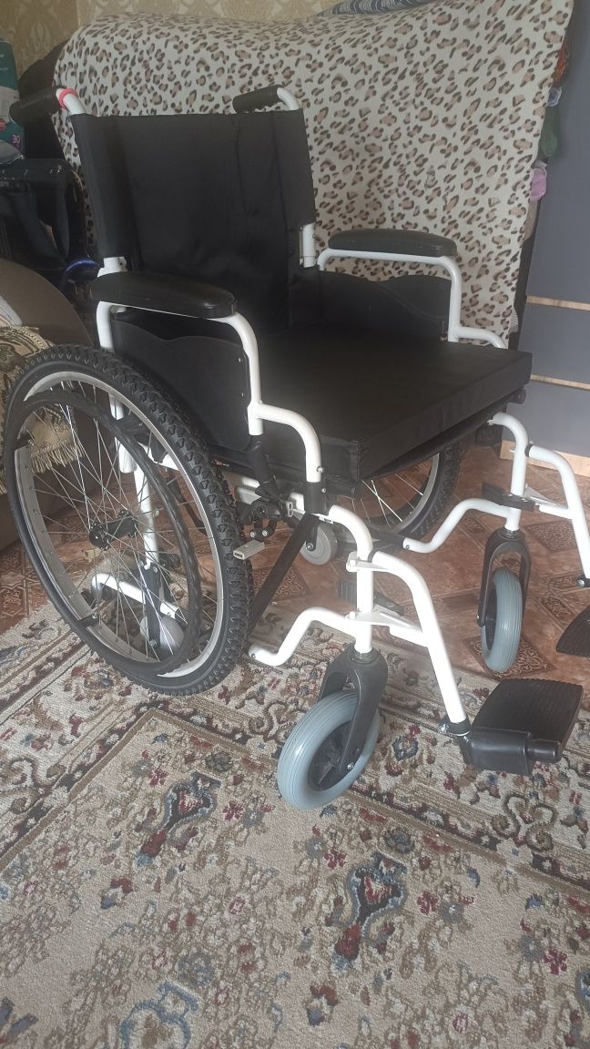 продам инвалидный коляска