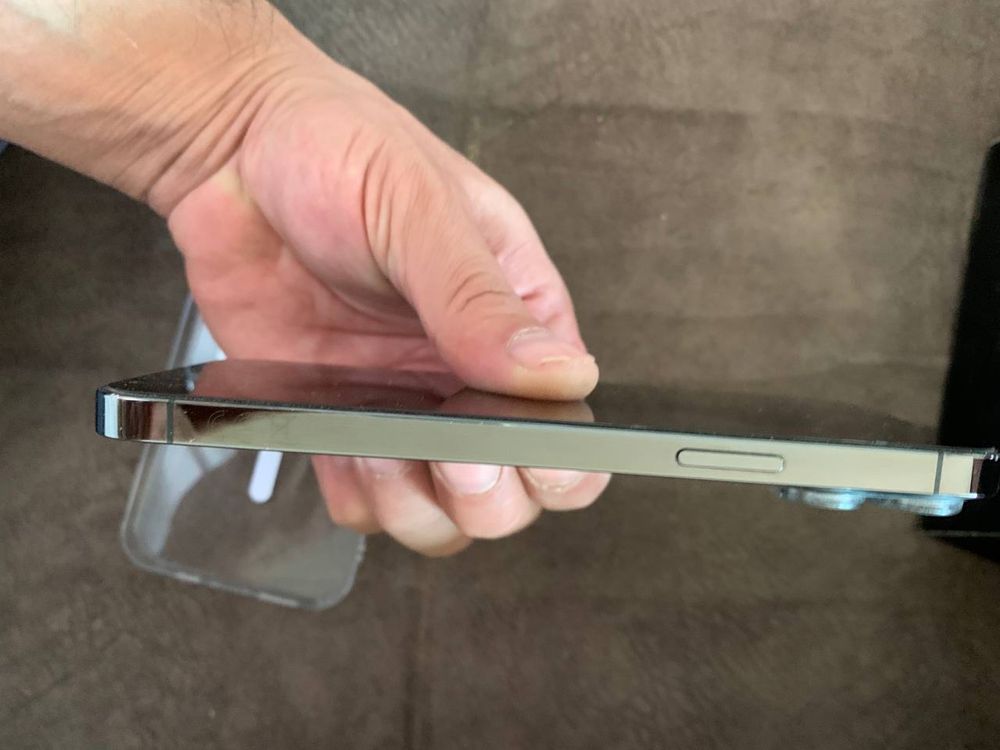 Продам iPhone 13 pro max, 128g, akkum 85%