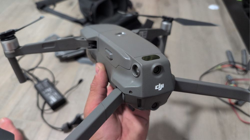 DJI Mavic 2 Zoom – Pachet complet, gata de zbor!