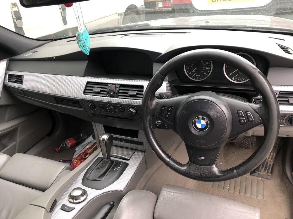 Продаваме на части бмв е61 530д 218кс. Bmw e61 530d 218hp.