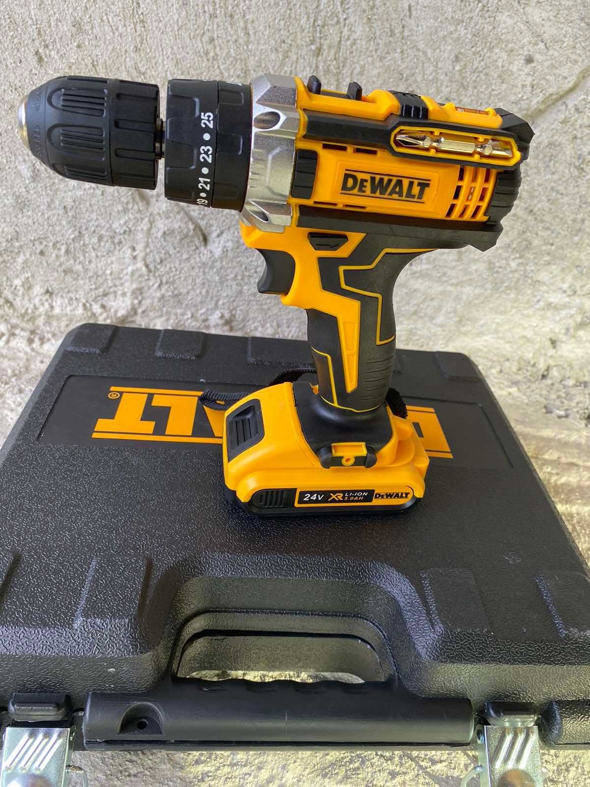 Акумулаторен ударен винтоверт DeWalt Profi 24V 2 батерии 5Ah Девалт