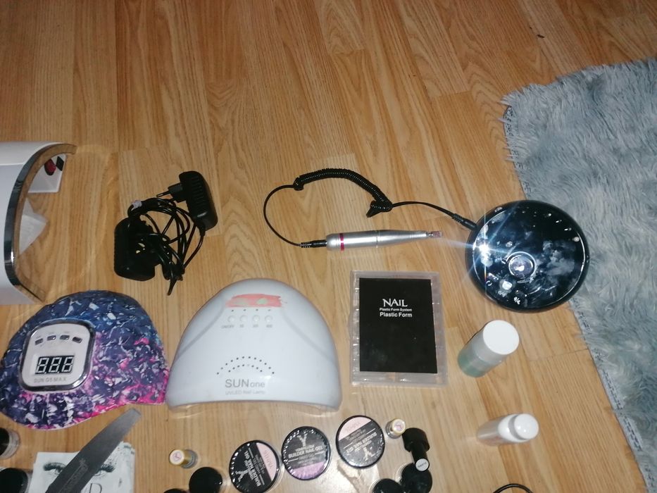 Vînd/schimb Kit unghii amatori CITEȘTE ANUNȚUL!!!