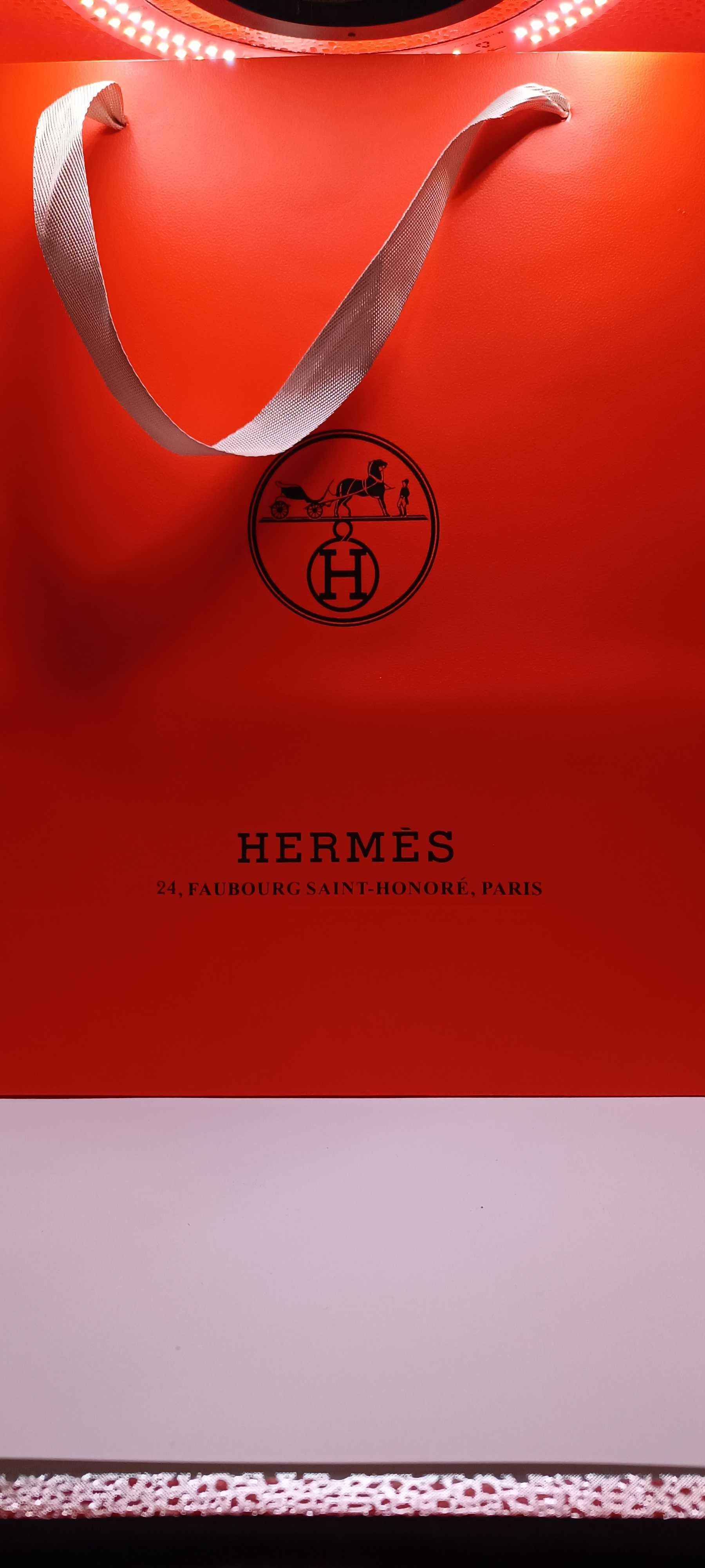 ПРОДАВАМ.: Комплект чаши за вино Hermes